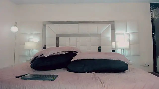 Gisele fox online show from 03-08-25, 10:34