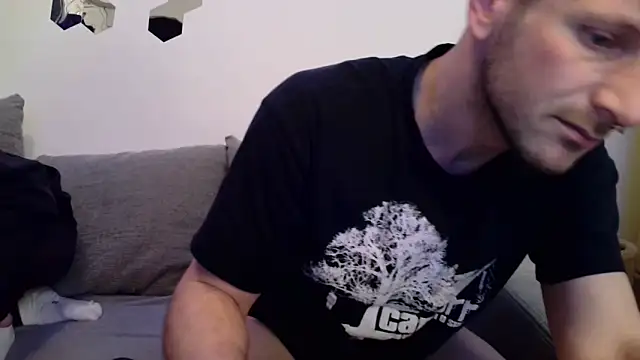 Snapshot of Geiler_Staender chatting on 02-19-26, 02:40 Geiler Staender online show from 02-19-26, 02:40