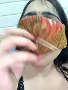 shreya1765 online show from 01-19-25, 12:17