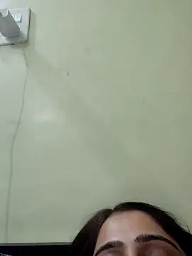 shreya1765 online show from 11-09-25, 06:17