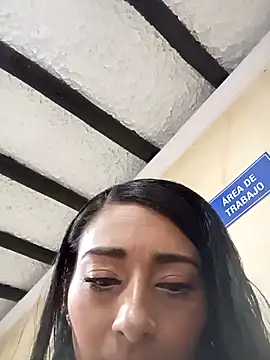 BELLA--26 online show from 02-04-25, 03:04