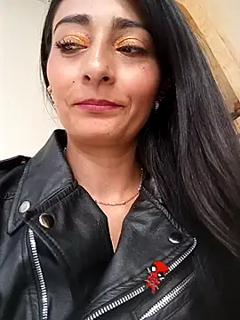 BELLA--26 online show from 02-05-25, 08:57