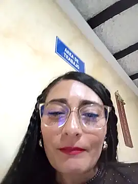 BELLA--26 online show from 02-22-25, 11:24