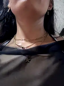 BELLA--26 online show from 09-16-25, 05:58