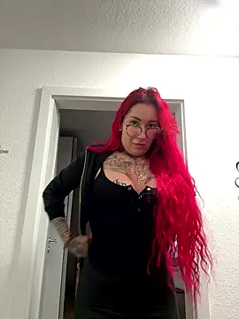 Snapshot of Mia-Fuchs chatting on 01-08-26, 02:19 Mia-Fuchs online show from 01-08-26, 02:19