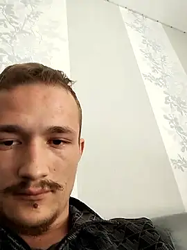 frankthefuck69 online show from 04-22-26, 08:28