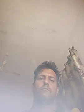 Snapshot of MAGNETICDADDY8 chatting on 10-26-25, 05:24 MAGNETICDADDY8 online show from 10-26-25, 05:24