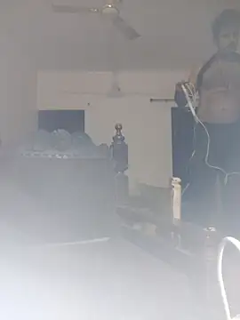 Snapshot of MAGNETICDADDY8 chatting on 10-30-25, 04:52 MAGNETICDADDY8 online show from 10-30-25, 04:52