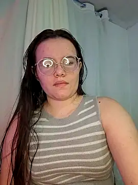 Snapshot of camillebr chatting on 05-23-26, 10:58 camillebr online show from 05-23-26, 10:58