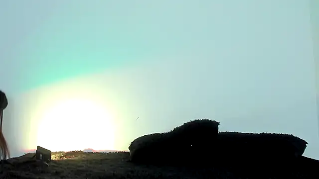 Laurensmith9 online show from 10-15-25, 01:00