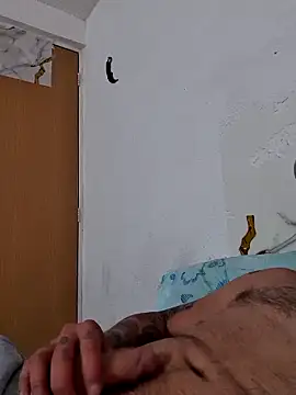 Snapshot of VDorseJHill6 chatting on 02-13-26, 01:40 VDorseJHill6 online show from 02-13-26, 01:40