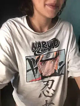 Snapshot of NickiYoung chatting on 01-17-25, 05:42 NickiYoung online show from 01-17-25, 05:42