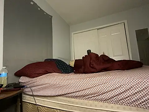 Snapshot of Yoshibaby2670 chatting on 03-12-25, 11:53 Yoshibaby2670 online show from 03-12-25, 11:53