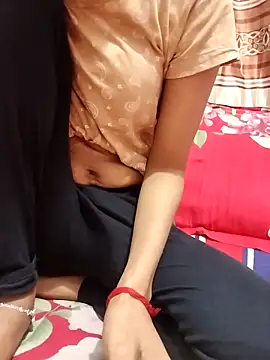 Snapshot of 124pakhi chatting on 01-20-25, 01:53 124pakhi online show from 01-20-25, 01:53
