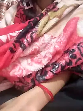 Snapshot of 124pakhi chatting on 01-28-25, 04:30 124pakhi online show from 01-28-25, 04:30