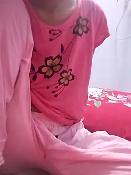 Snapshot of 124pakhi chatting on 02-06-25, 02:58 124pakhi online show from 02-06-25, 02:58