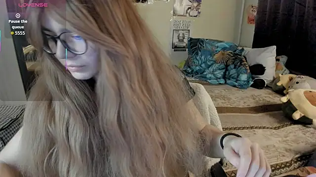 alexiamaleax online show from 04-09-26, 02:11