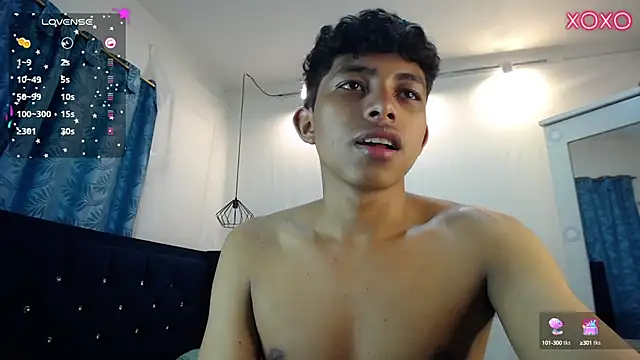 Snapshot of twinkmilk_ chatting on 03-23-25, 05:10 twinkmilk online show from 03-23-25, 05:10