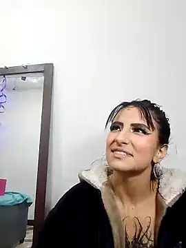 Anniee x online show from 10-07-25, 01:08