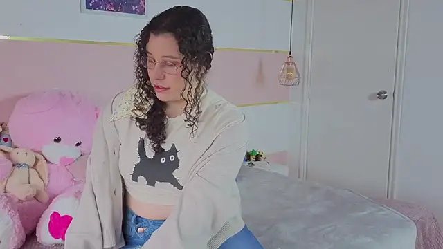 Charlotte  Miller online show from 11-17-25, 12:22