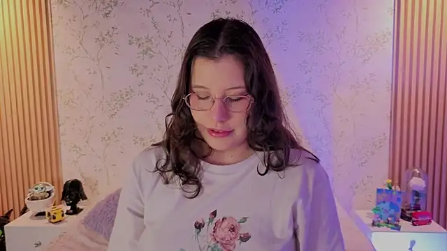 Charlotte  Miller online show from 06-06-26, 11:59