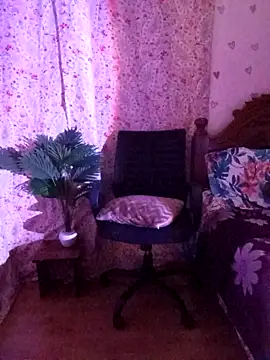 Angelnirvanaa online show from 04-17-26, 08:06