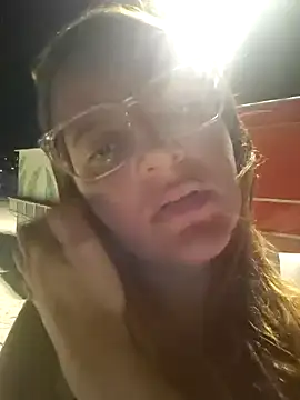 Snapshot of AliceRuivinha2 chatting on 02-22-25, 10:42 AliceRuivinha2 online show from 02-22-25, 10:42