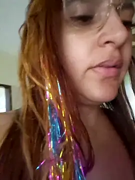 Snapshot of AliceRuivinha2 chatting on 09-24-25, 12:41 AliceRuivinha2 online show from 09-24-25, 12:41