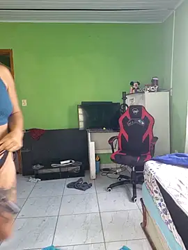 Snapshot of AliceRuivinha2 chatting on 11-29-25, 11:57 AliceRuivinha2 online show from 11-29-25, 11:57