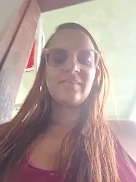 AliceRuivinha2 online show from 06-18-26, 03:49