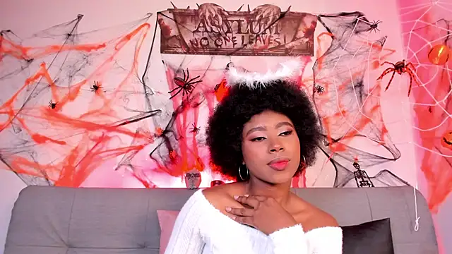 violeta ruiz  online show from 10-21-25, 10:10
