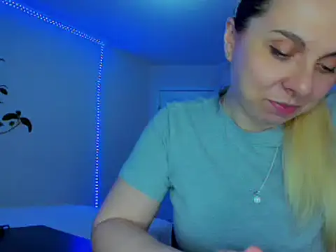 HappyIva online show from 03-16-25, 01:17