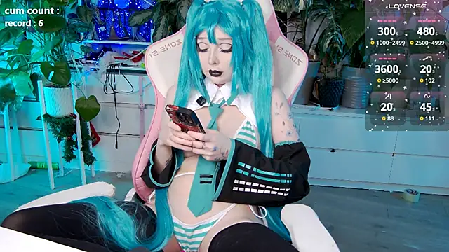 cutelittlepuff online show from 03-07-26, 04:04