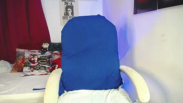 downsonMia online show from 12-22-25, 11:29