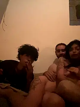 LawrencyLarry online show from 10-18-25, 03:09