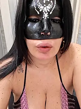 desyree89 online show from 12-14-25, 05:57