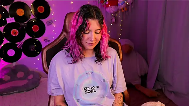  zephyr  online show from 03-30-26, 10:33