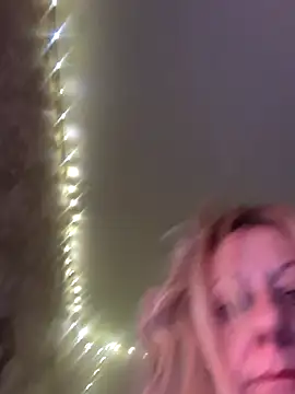 Snapshot of ImogenBrooke chatting on 10-15-25, 11:49 ImogenBrooke online show from 10-15-25, 11:49