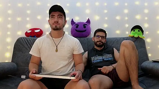 Snapshot of ErickBrant chatting on 03-11-25, 01:16 ErickBrant online show from 03-11-25, 01:16