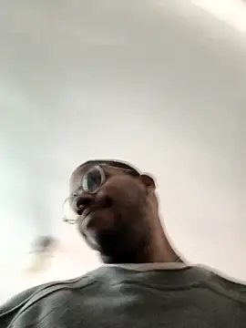 Snapshot of THEGOATHL chatting on 09-27-25, 04:34 THEGOATHL online show from 09-27-25, 04:34