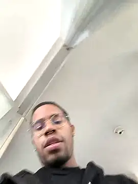 Snapshot of THEGOATHL chatting on 10-14-25, 07:14 THEGOATHL online show from 10-14-25, 07:14