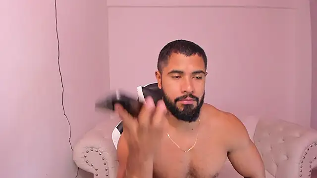 Santiago huntt online show from 02-25-25, 11:41