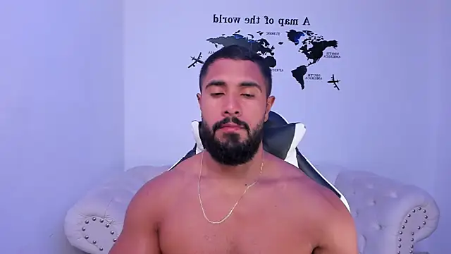 Santiago huntt online show from 09-19-25, 08:42