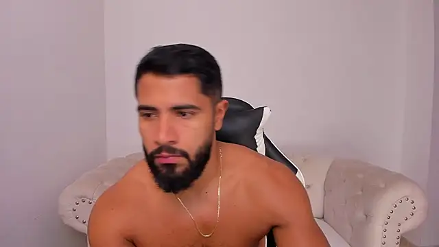 Santiago huntt online show from 01-09-26, 12:41