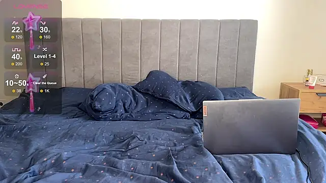 mammyboss18 online show from 02-14-25, 09:34