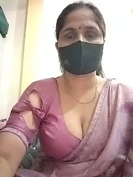 Snapshot of priyancyfun chatting on 05-15-26, 04:36 priyancyfun online show from 05-15-26, 04:36