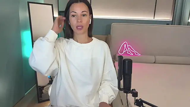 milakuni online show from 01-25-25, 06:35