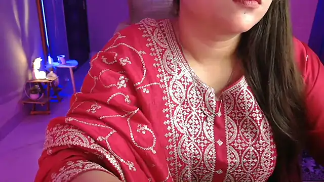 Mitikaa online show from 10-31-25, 02:18