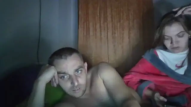 Snapshot of ParaFox chatting on 10-16-25, 07:59 ParaFox online show from 10-16-25, 07:59