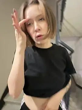 Snapshot of Alexandria_Balenciaga chatting on 02-23-25, 06:12 Alexandria Balenciaga online show from 02-23-25, 06:12